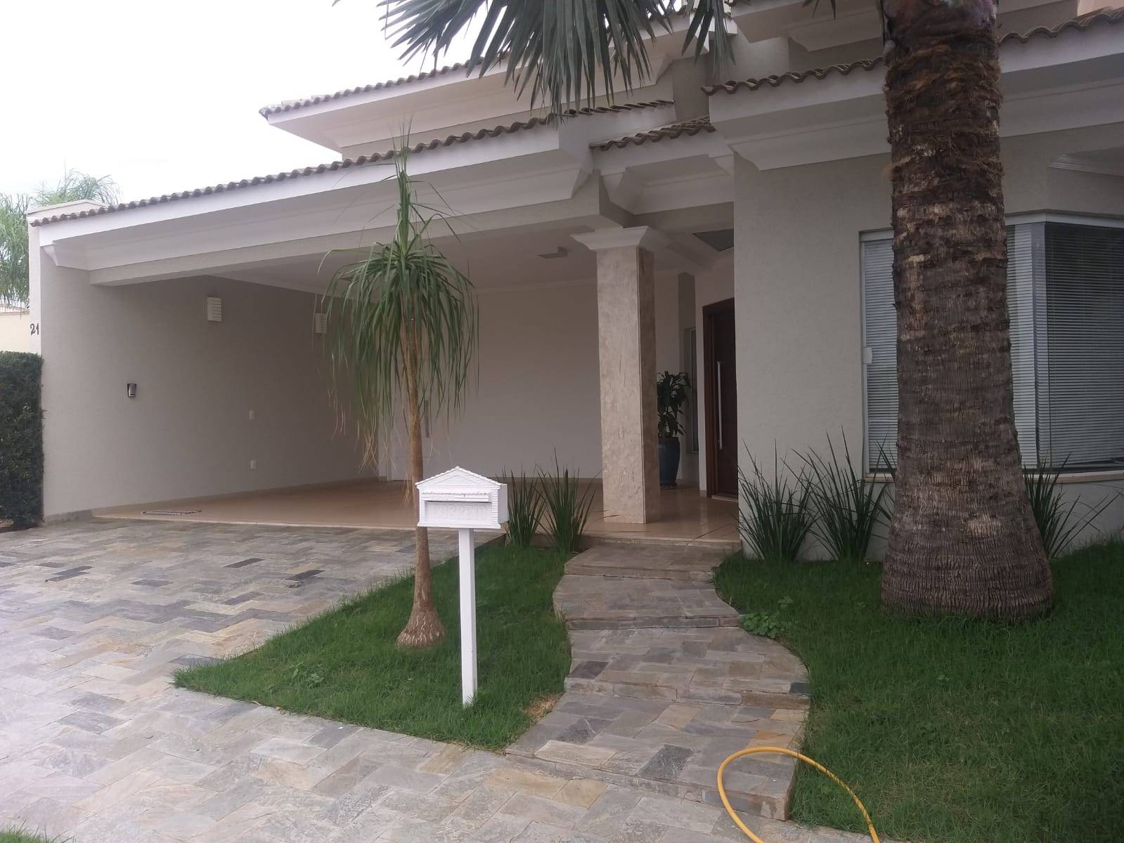 #1301 - Casa para Venda em Dracena - SP