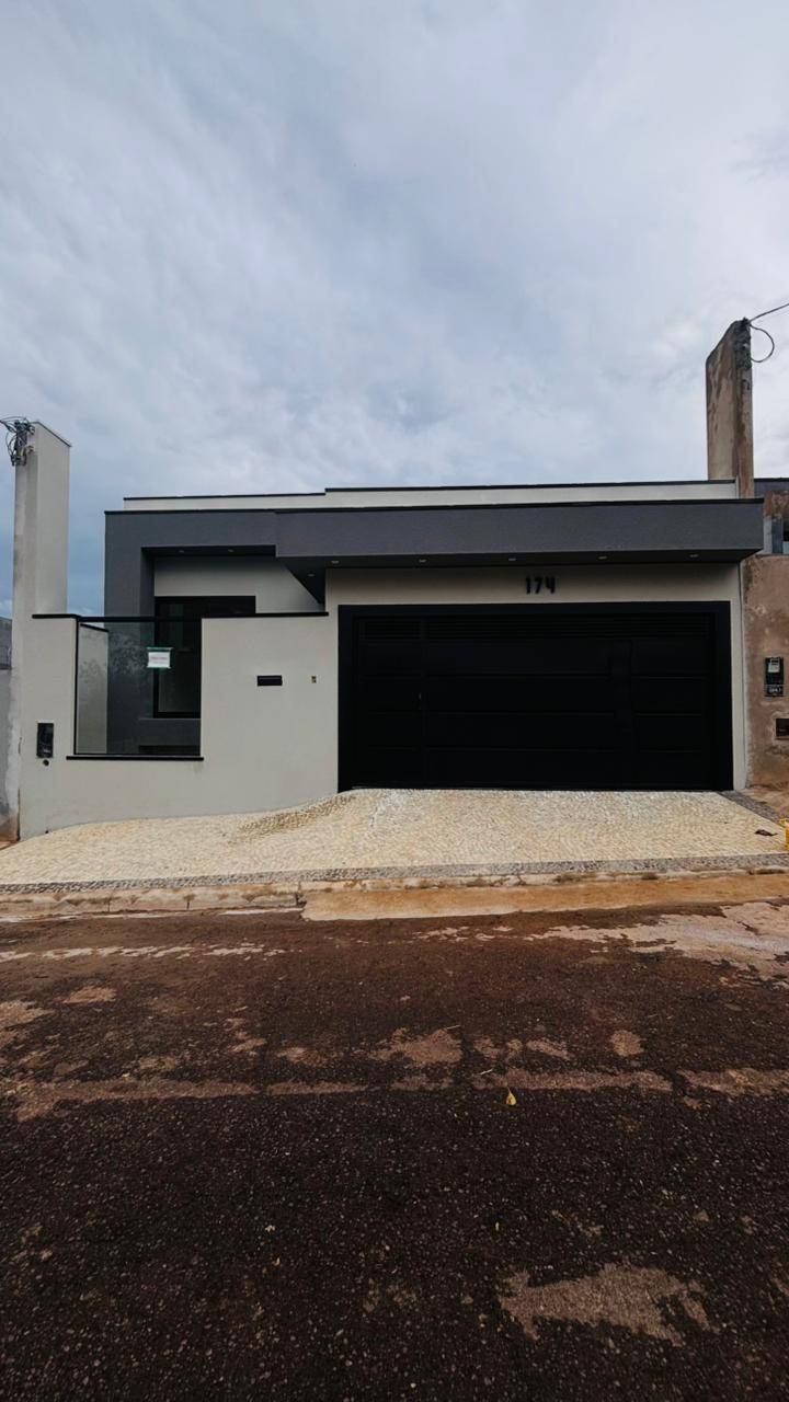 #1304 - Casa para Venda em Dracena - SP