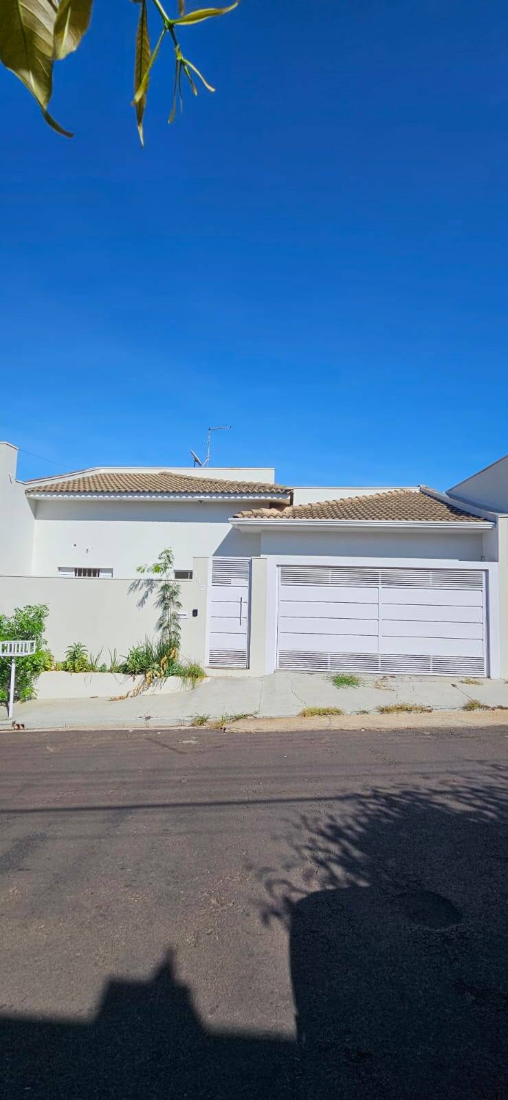 #1328 - Casa para Venda em Dracena - SP