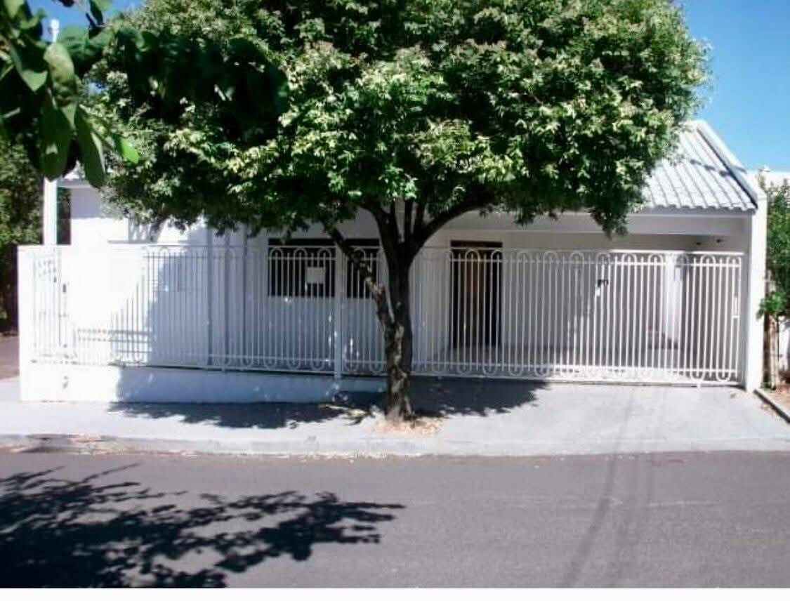 #1356 - Casa para Venda em Dracena - SP