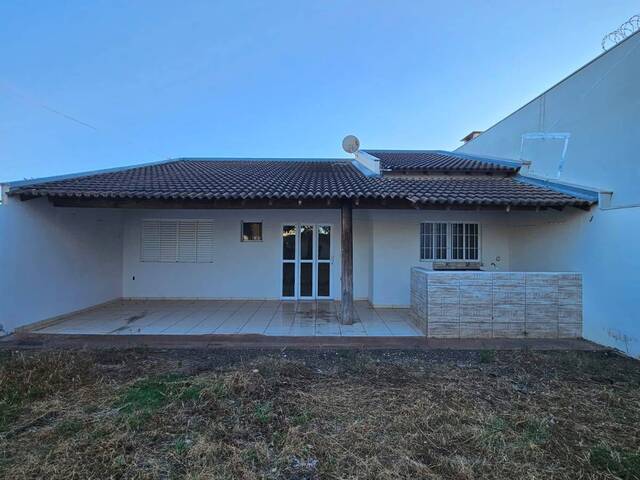 #1201 - Casa para Venda em Dracena - SP - 1