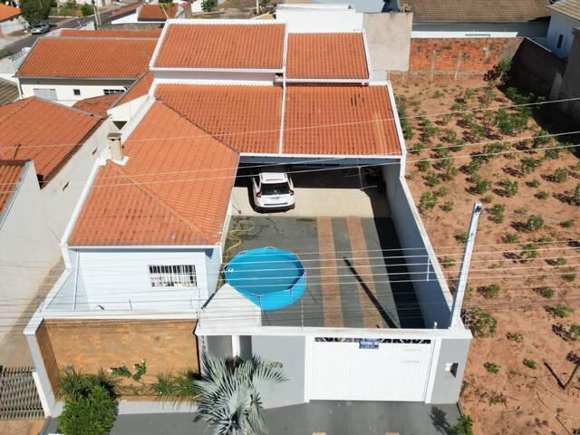 #1258 - Casa para Venda em Junqueirópolis - SP