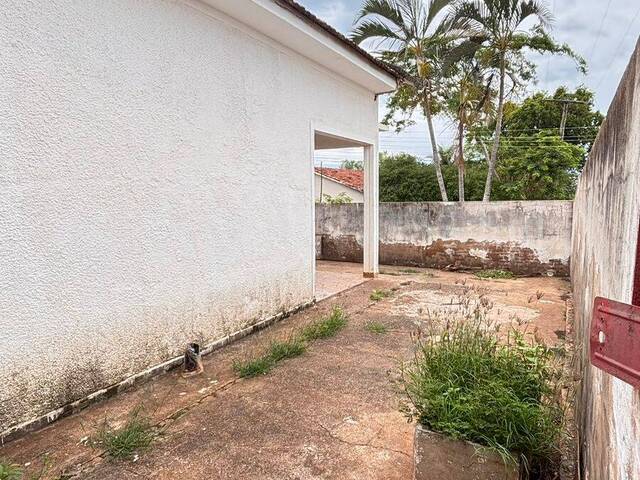 #1264 - Casa para Venda em Dracena - SP - 2
