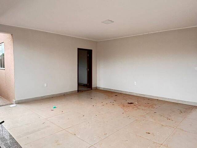 #1262 - Casa para Venda em Dracena - SP - 2