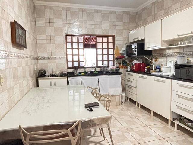 #1268 - Casa para Venda em Dracena - SP - 2