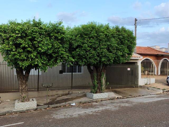 #1249 - Casa para Venda em Dracena - SP - 2