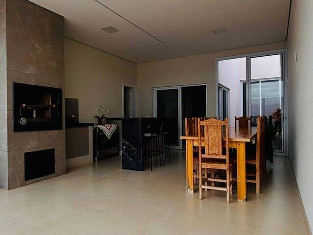 #1309 - Casa para Venda em Dracena - SP