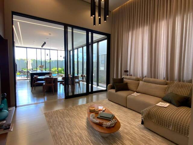 #1317 - Casa para Venda em Dracena - SP