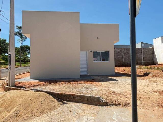 #1325 - Casa para Venda em Dracena - SP