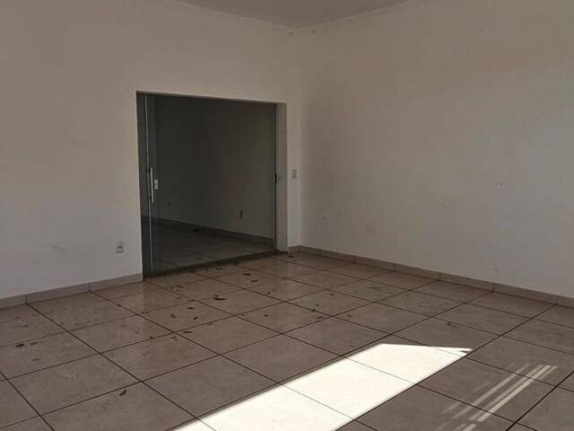 #1328 - Casa para Venda em Dracena - SP