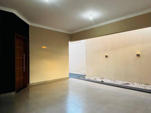 #1360 - Casa para Venda em Dracena - SP - 2