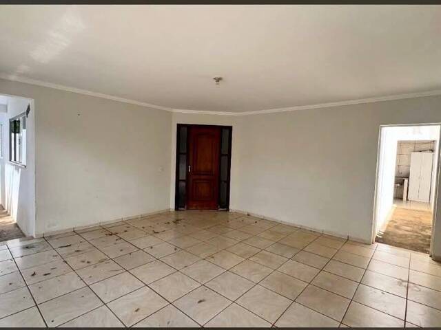 #1356 - Casa para Venda em Dracena - SP - 2
