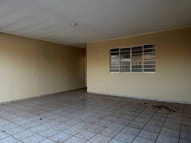 #1416 - Casa para Venda em Dracena - SP - 2