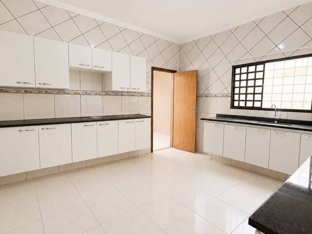 #1462 - Casa para Venda em Dracena - SP