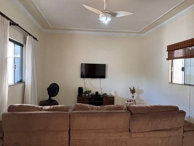 #1464 - Casa para Venda em Dracena - SP
